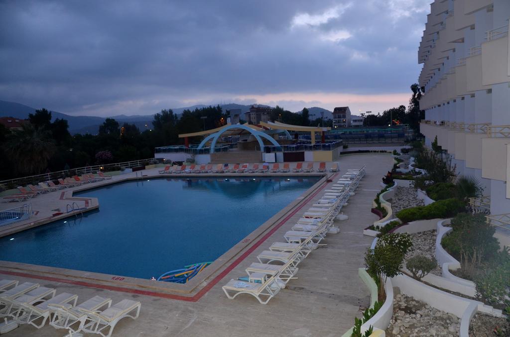 Orient Resort Hotel Fethiye Exteriör bild