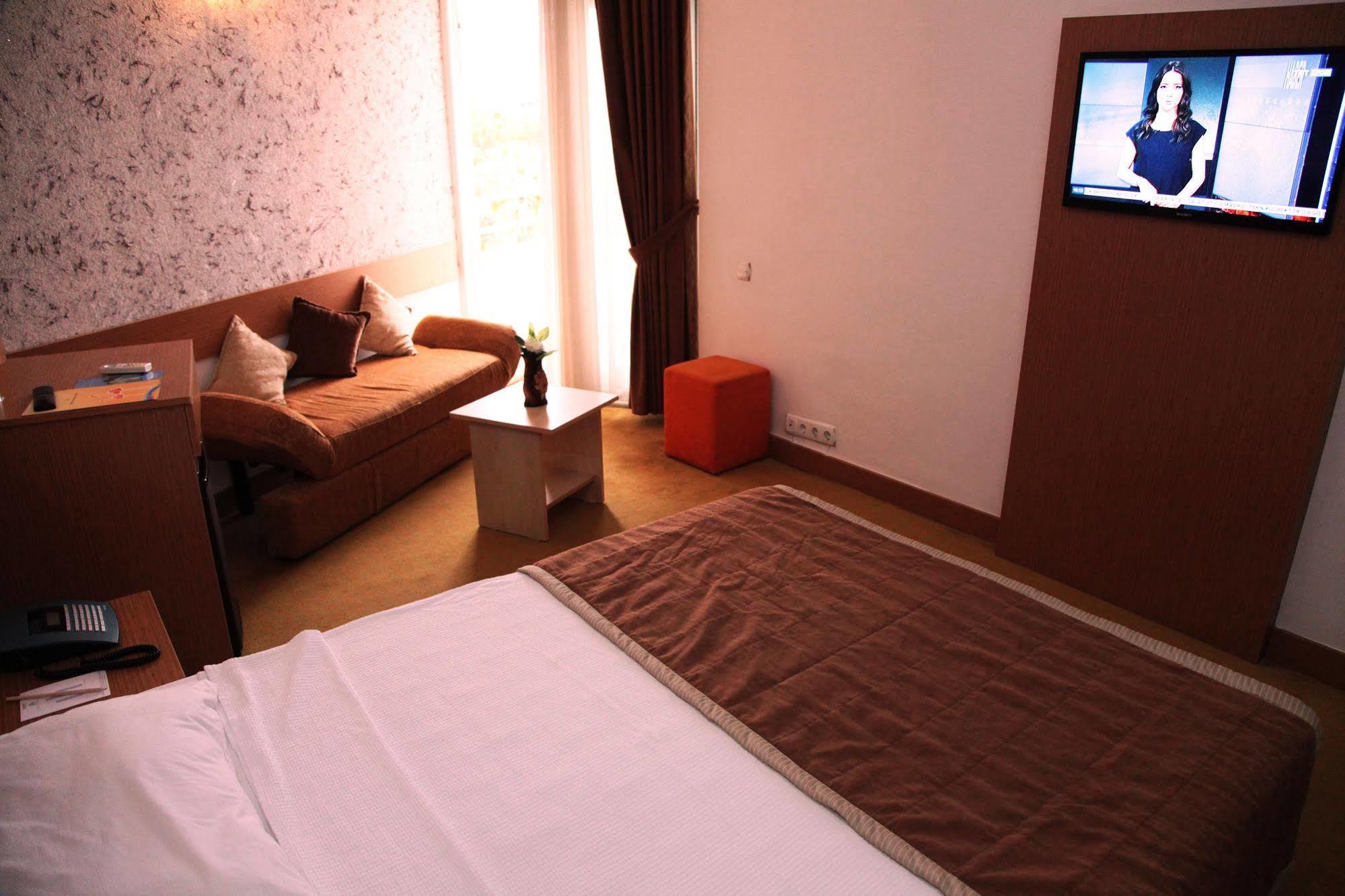 Orient Resort Hotel Fethiye Exteriör bild